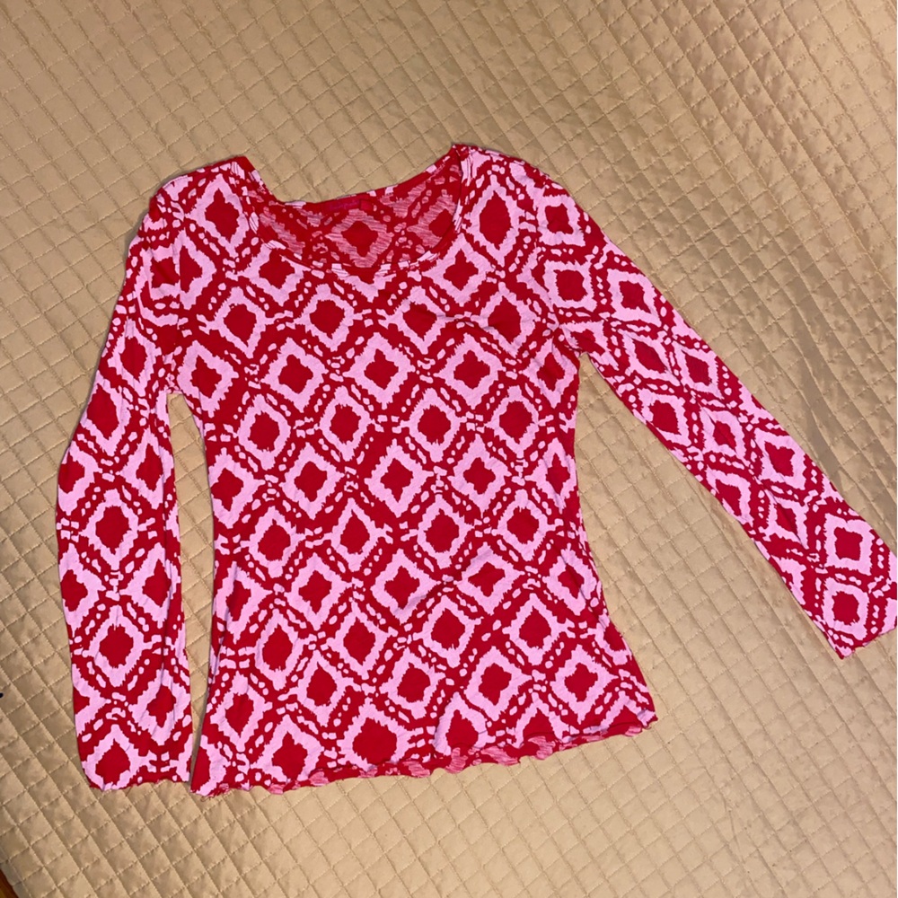 Fresh Produce long sleeved tee. Size M.